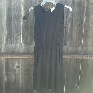 Sleeveless LBD